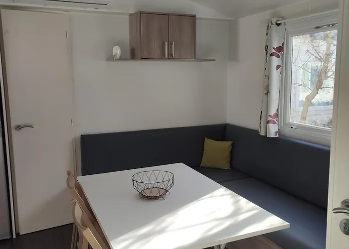 Mobil Кемпинг Пор-ла-Нувель