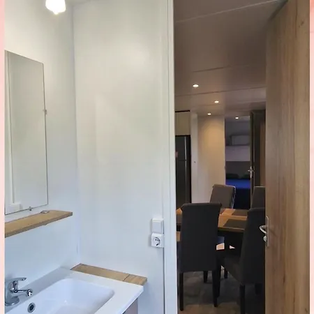 Campsite Les Sables Du Midi, Agreable Mobilhome 6 Personnes